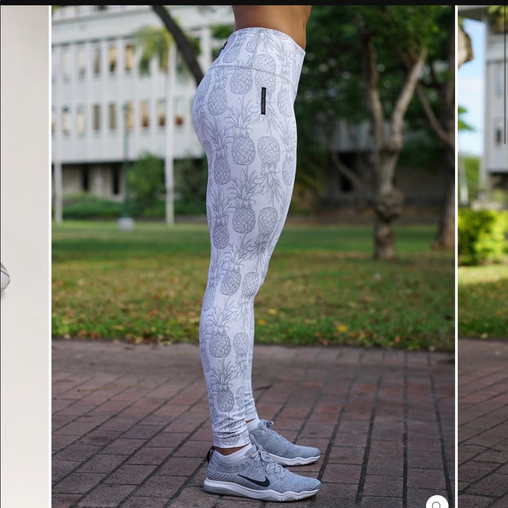 Love Fitness Apparel White Pineapple Leggings XS